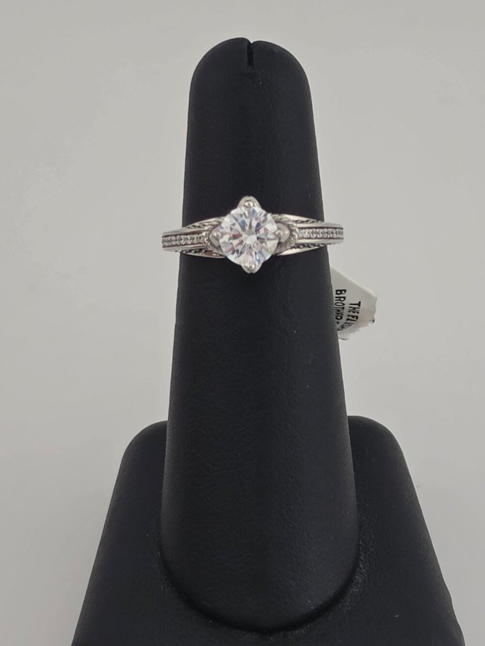 Brand New 925 Sterling Silver Round Center Stone Ring – New with Tags